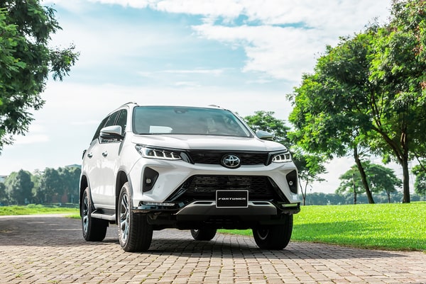 Mua bảo hiểm xe ô tô Toyota Fortuner là sự đầu tư thông minh để bảo vệ tài chính tương lai