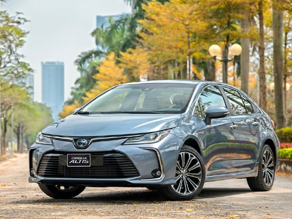 Tham gia đầy đủ bảo hiểm xe ô tô Toyota Corolla Altis để bạn luôn yên tâm khi lái xe