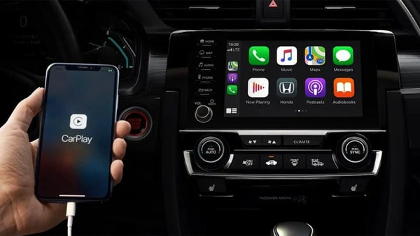 Apple CarPlay có thể kết nối dễ dàng qua cáp USB hoặc wifi, Bluetooth