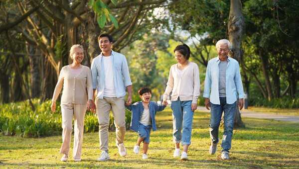 Bảo hiểm nhân thọ gia đình: Giải pháp bảo vệ tài chính toàn diện trước rủi ro trong gia đình 2 Lợi ích khi mua bảo hiểm nhân thọ gia đình